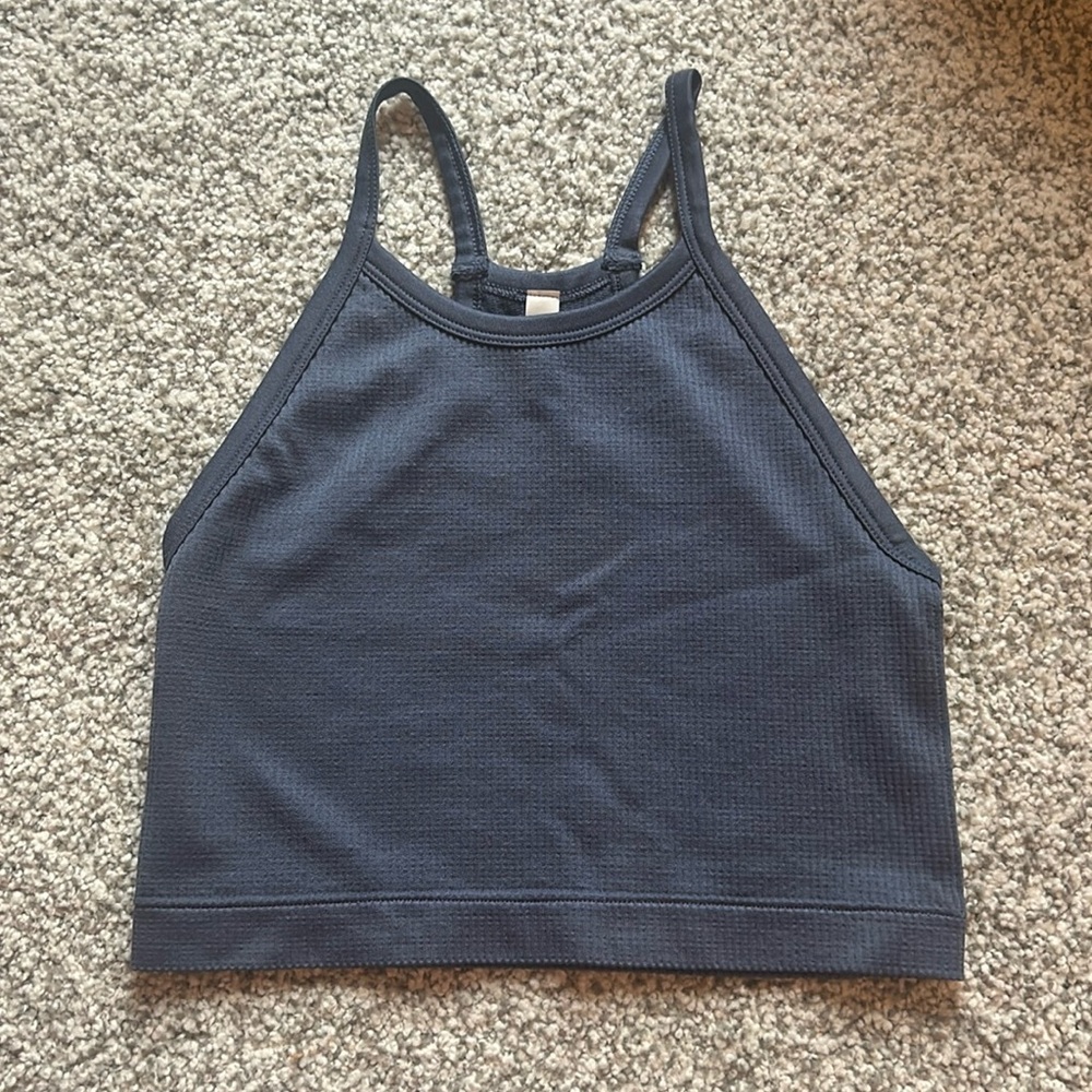 So High-Neck Ribbed Workout Tank Top Cropped